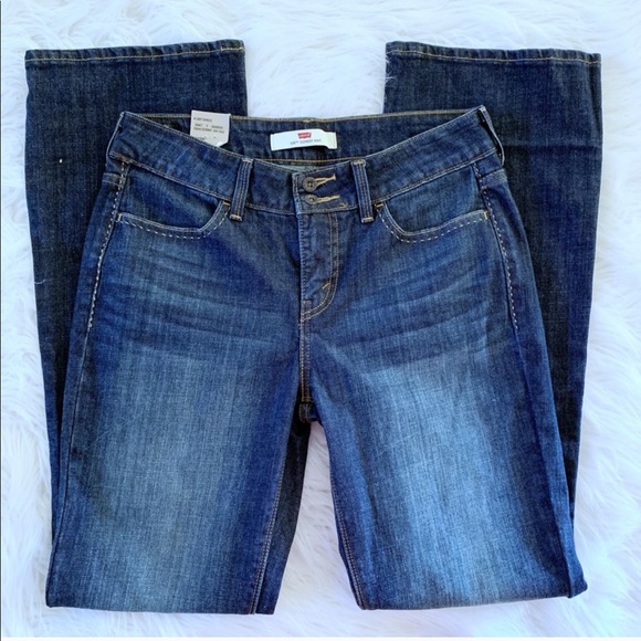 NWT Levi’s Slender Bootcut Jeans Size Misses 8M - Picture 3 of 6